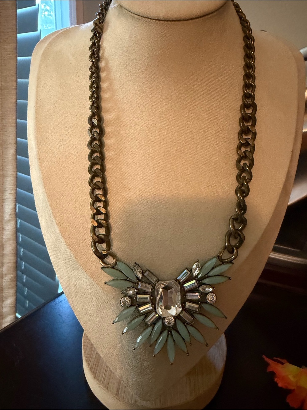 Statement Crystal & Mint Teardrop Pendant Necklace